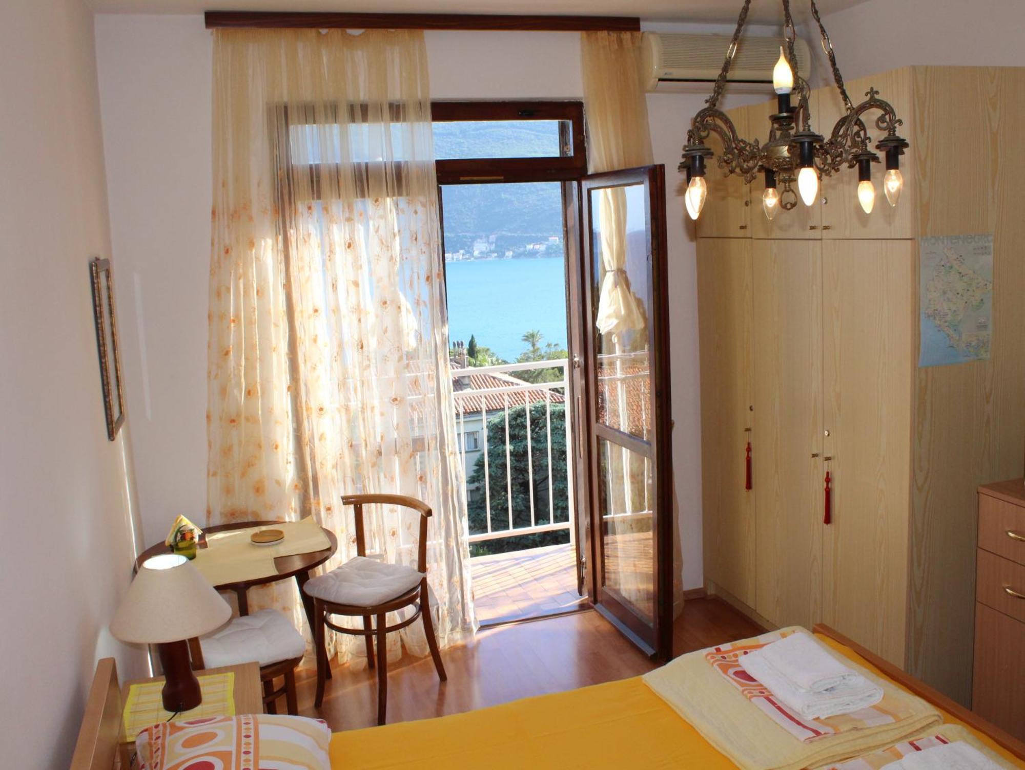 Guest House Tomanovic Herceg Novi Bilik gambar
